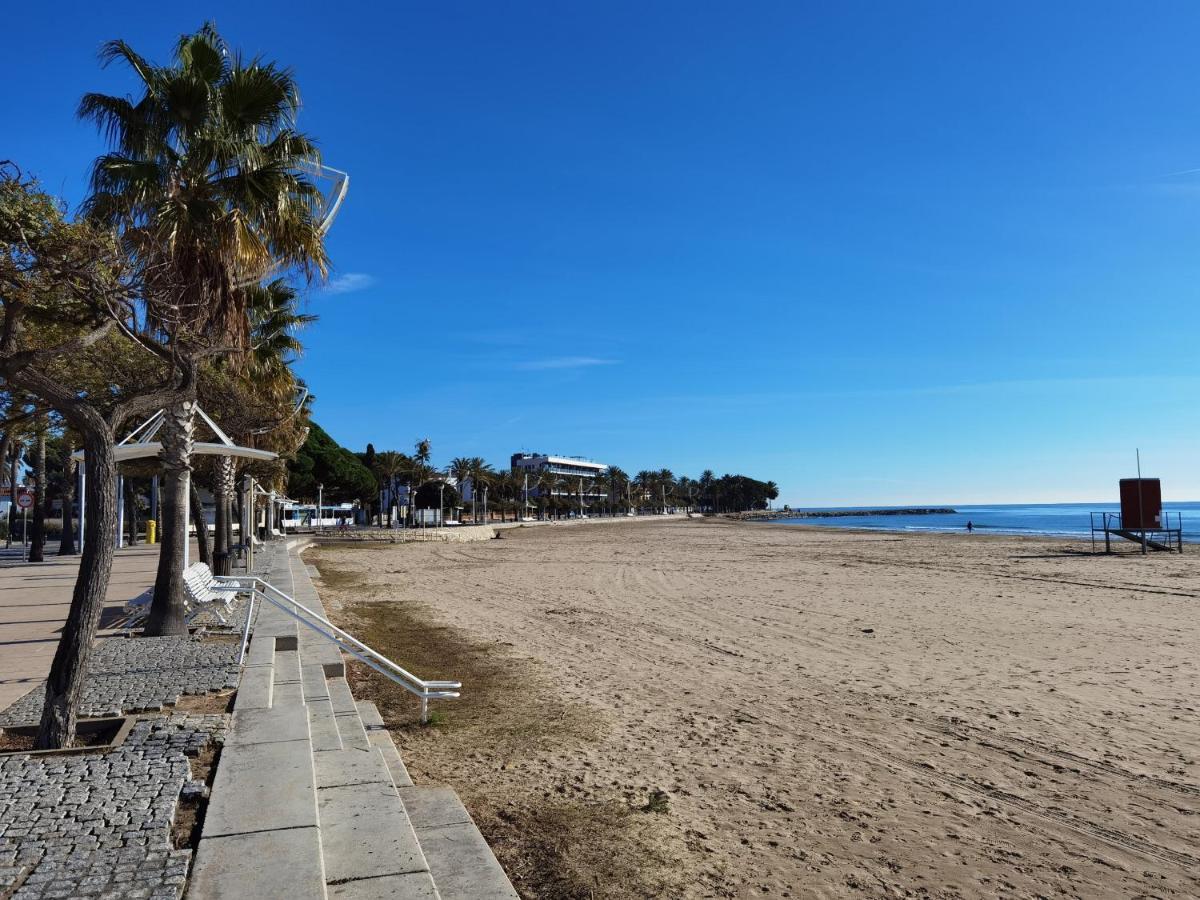 Guillem Planetcostadorada Cambrils Exteriér fotografie